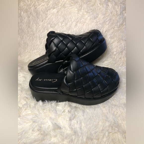 Circus by Sam Edelman Black Mules size 6.5 - Picture 15 of 15